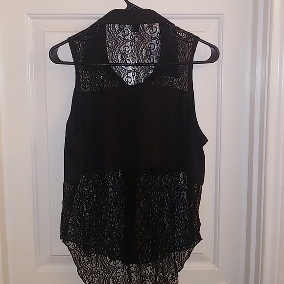 Shirt - Picture 4 of 4